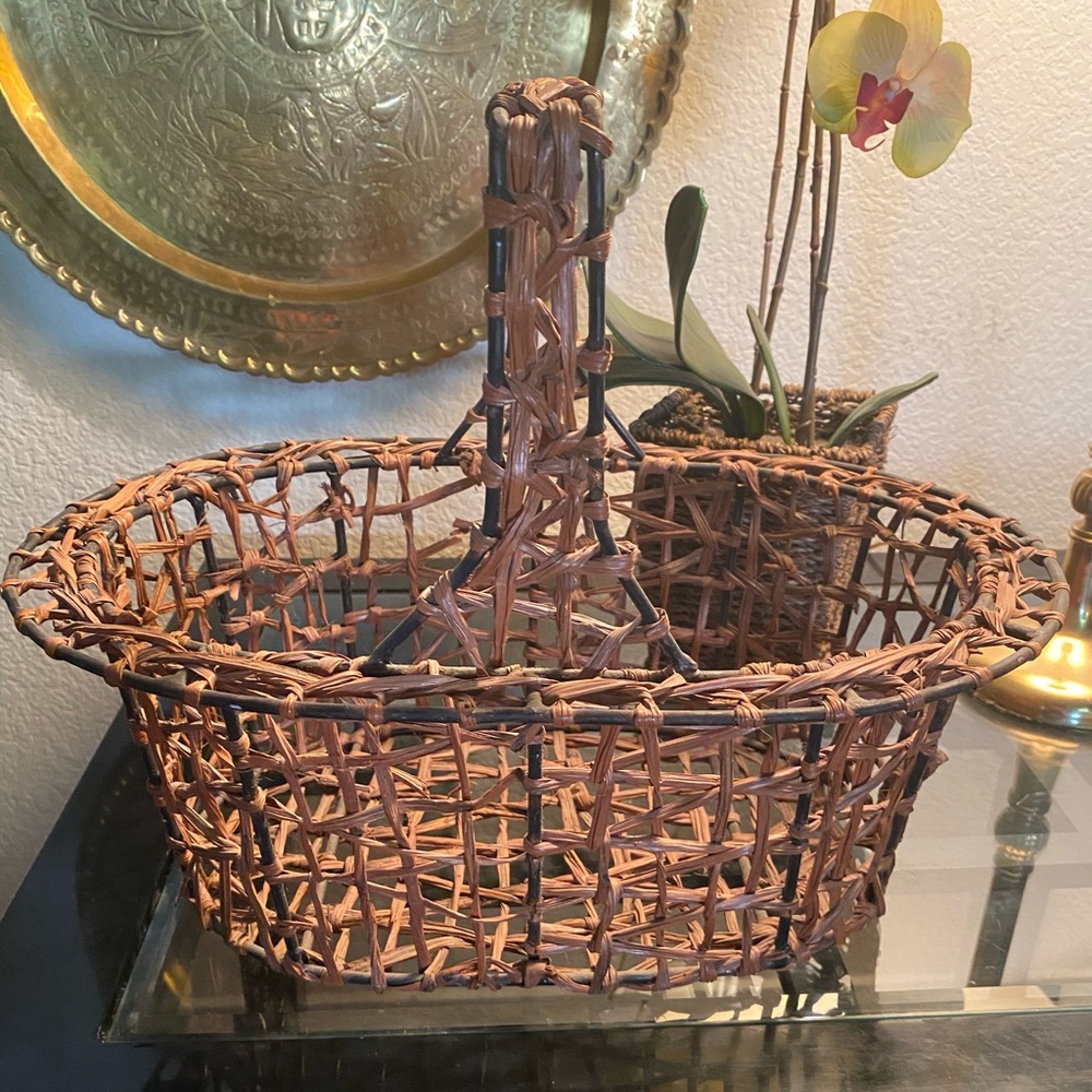 Vintage Metal Basket Weave